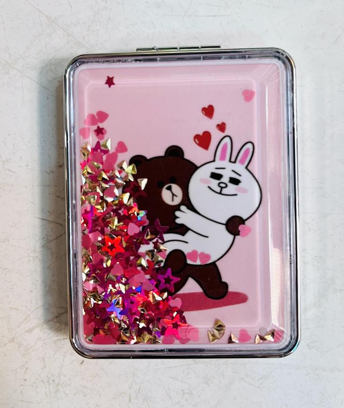  Gương Mini 2 Mặt Bỏ Túi Phối Kim Tuyến Ngoài Bao Bì - Shop Giao Màu Ngẫu Nhiên Trang Điểm Cosmetic Women Nữ  Kích Thước 7x5.5cm - Phù Hợp Đi Làm Đi Chơi 