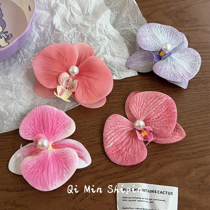 Product Introduction of Elegant Phalaenopsis Flower Hair Clip, Side Bangs Hairpin For Women, New Arrival Forehead Pearl Hair Ornament 0