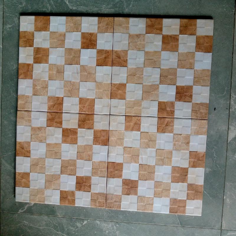 kramik kamar mandi kasar 25x25 motif domino Lantai 2