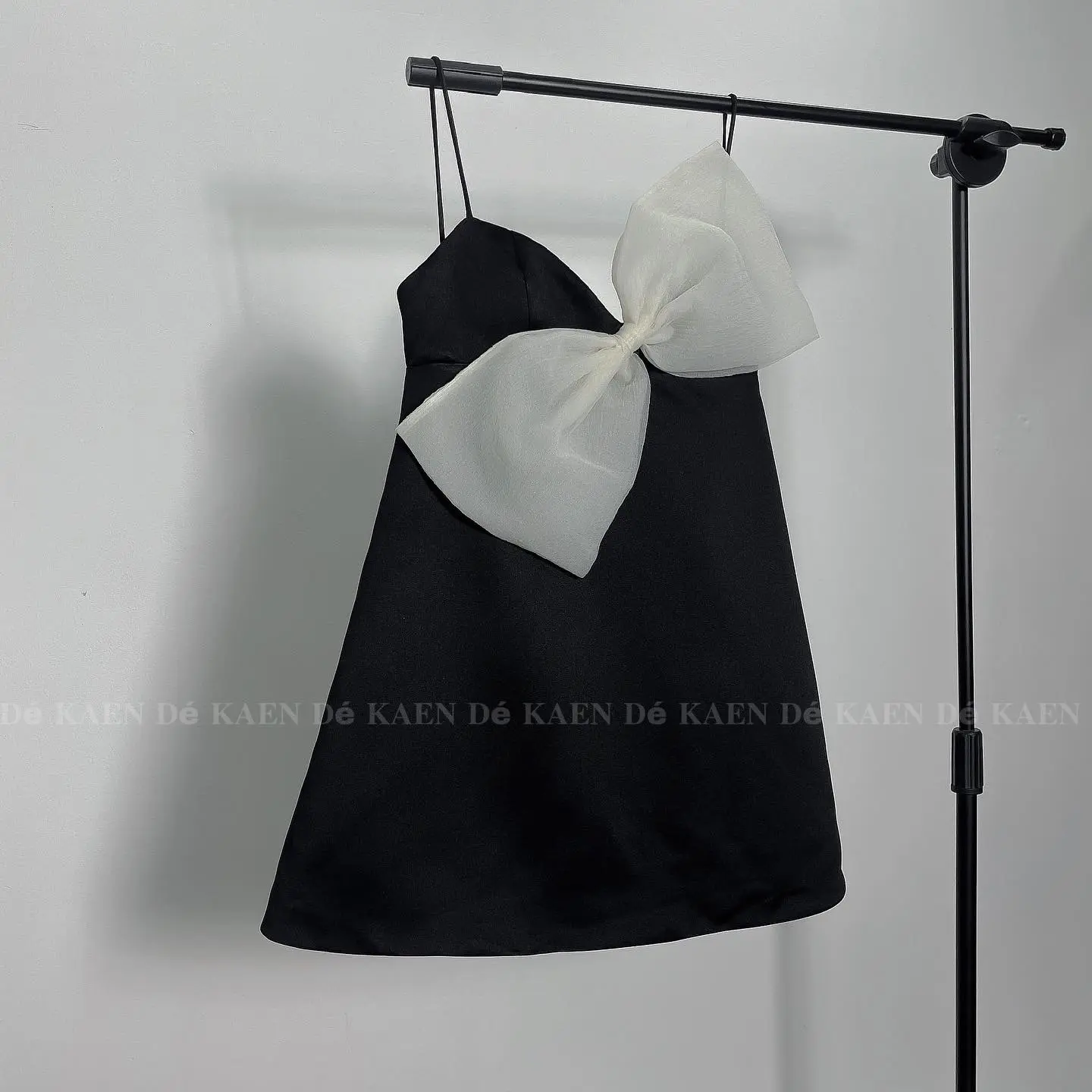 [ DÉ KAEN GOUT THIẾT KẾ ] - Váy 2 dây phối nơ to siêu xinh và sang trọng - LORA DRESS