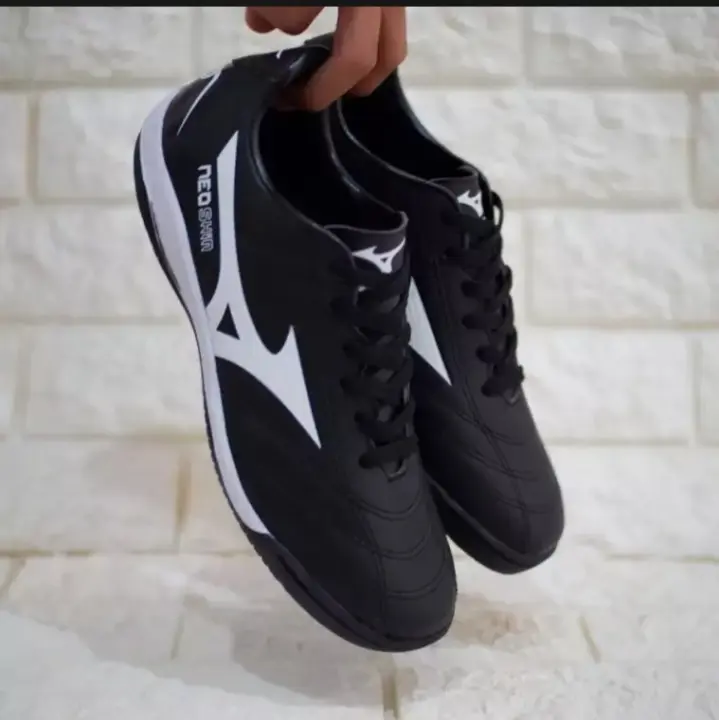 Sepatu futsal termurah sol anti licin BAYAR DI TEMPAT
