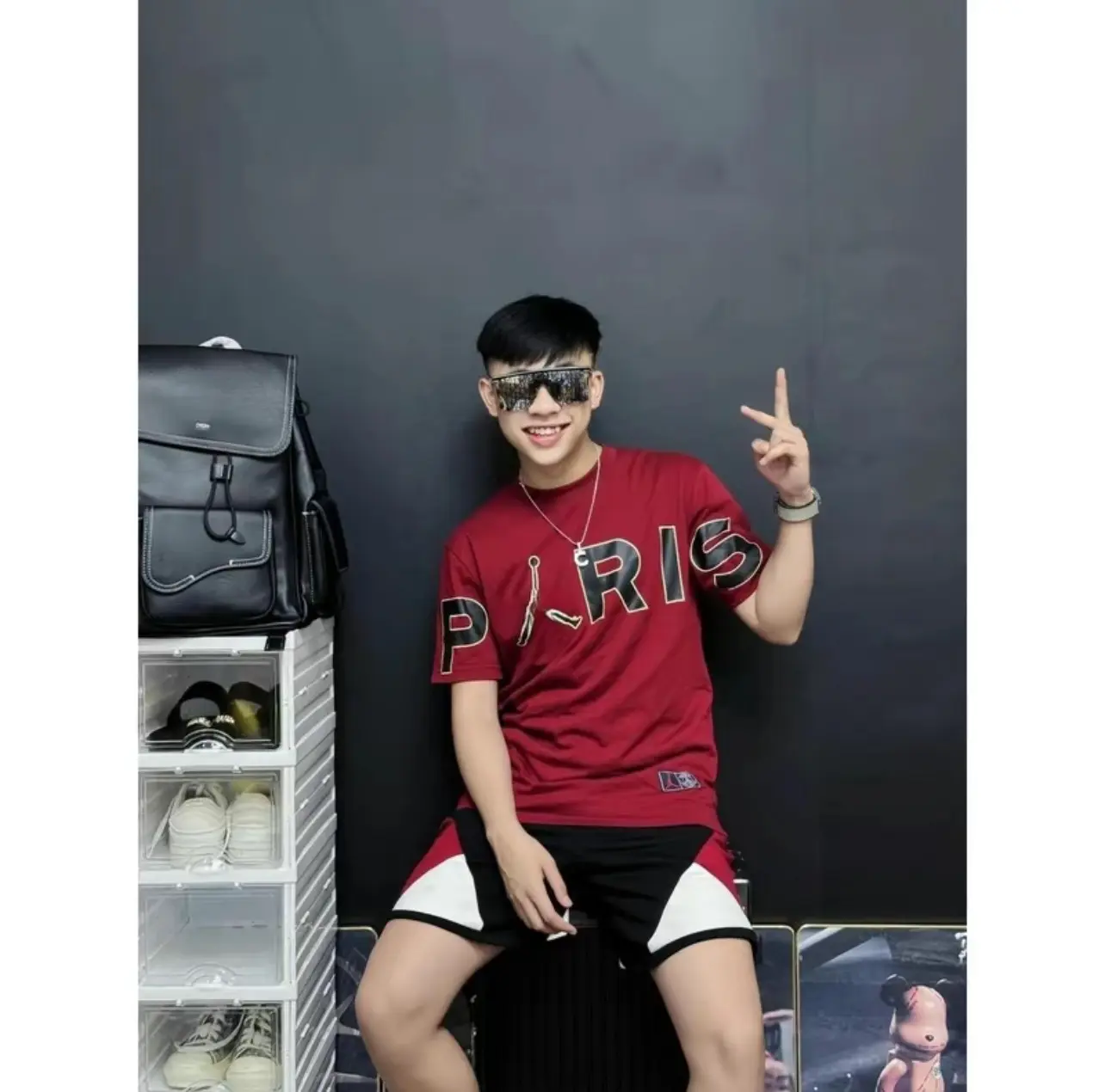 Bộ Quần Áo Pa.ri 2 Màu Đen Đỏ Nam Nữ Hottrend