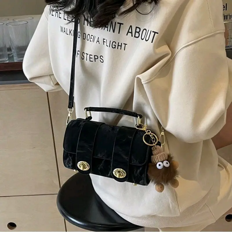 [  Hàng Đẹp]Túi xách nữ da loang 2 khuy, quai xách tay, hàng đẹp tặng kèm gấu xinh Bag Kem M 205 5