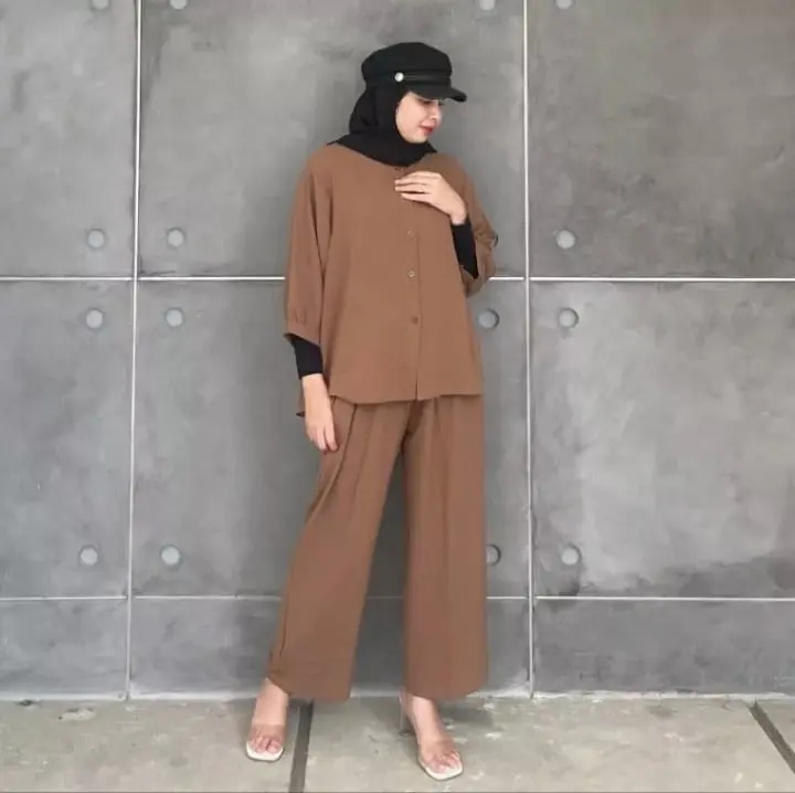SETELAN VIRAL BAHAN CRINGKLE AIR FLOW // SETCEL // SETELAN BAJU CELANA WANITA // JUMBO // STANDAR // ONE SIZE Polos airflow muslim Nyaman Crinkle Panjang Atasan Kancing 3