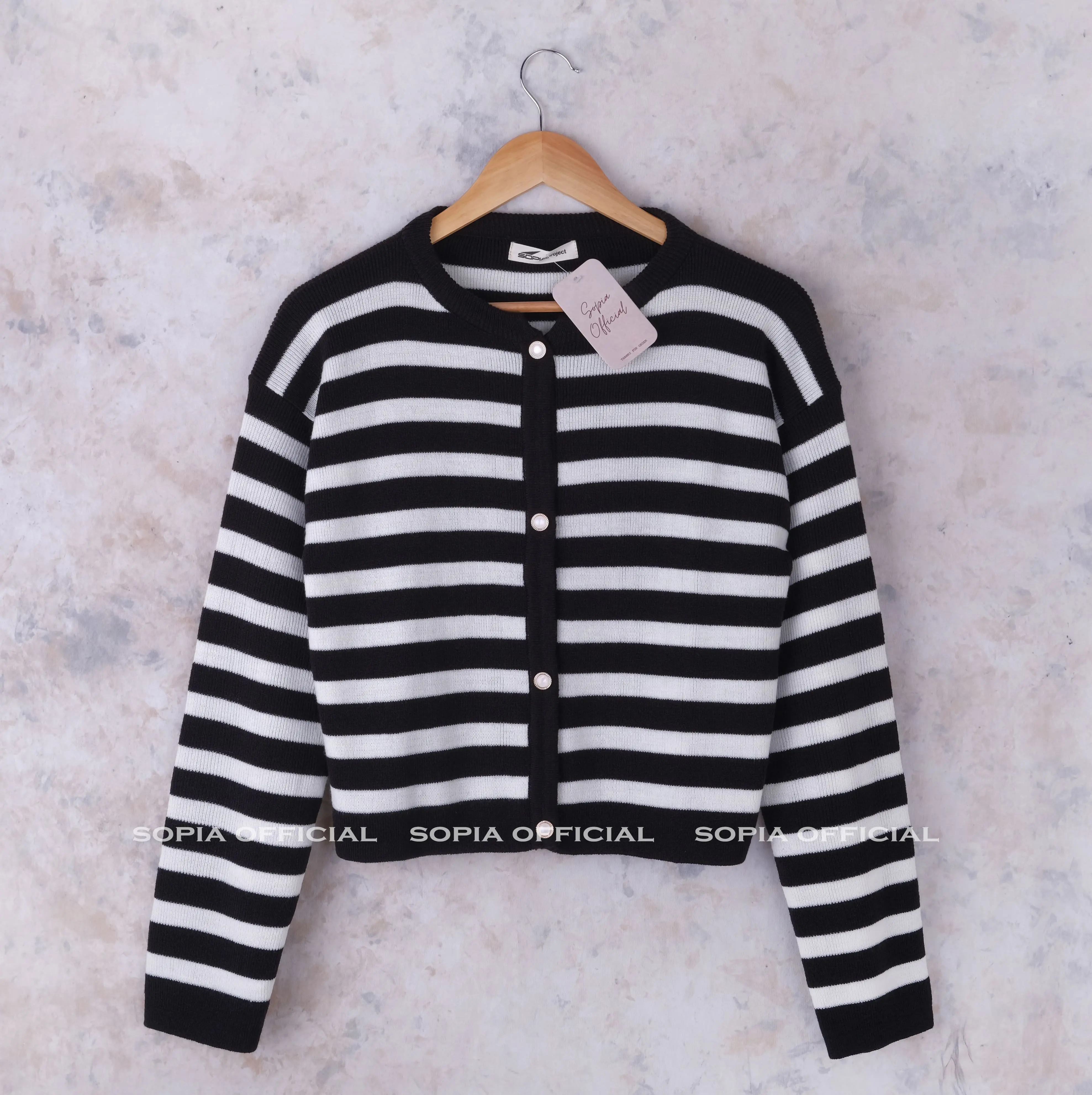 Melisa Cardigan Knit - Cardigan Rajut Wanita Kancing Mutiara