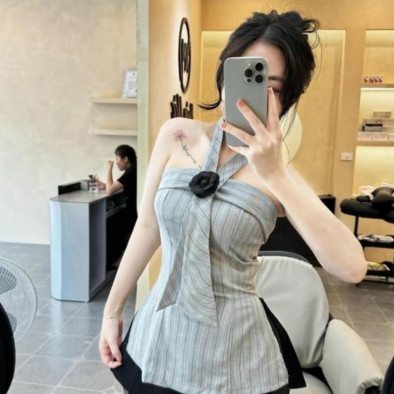 Set Áo Cup Xẻ Tà Kèm Dây Có Tag Hoa Trà Mix Chân Váy xếp Li