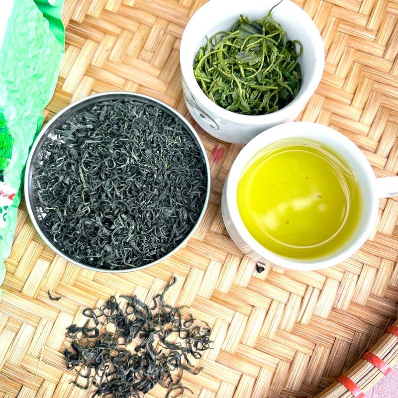 Trà nõn tôm đặc sản. Thái nguyên .thơm hương cốm.nước xanh hậu vị ngọt lâu trà ngon biếu tặng Nước Trà Tea Chè