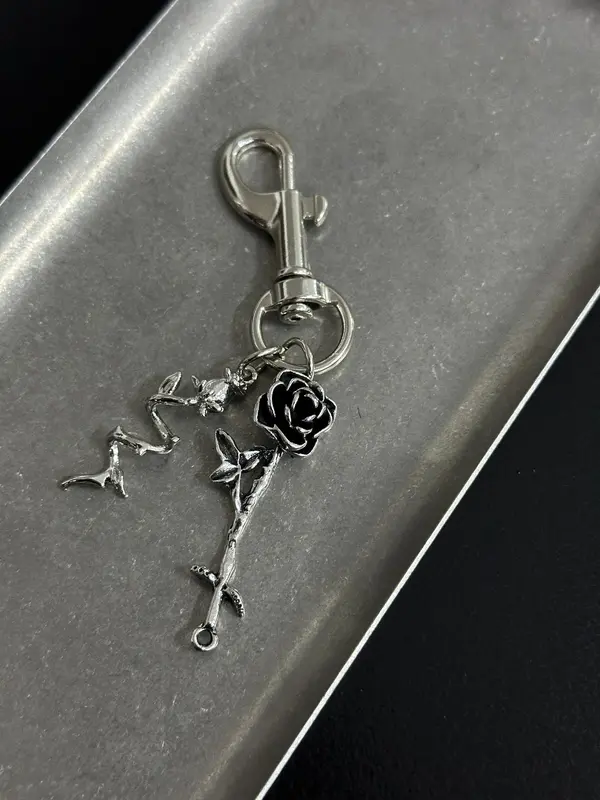 Rose Vine Design Keychain, Elegant Rose Pendant Keychain for Women & Men, Fashion Accessories for Daily Use, Trendy All-match & Exquisite Keychain for Birthday Gift 6