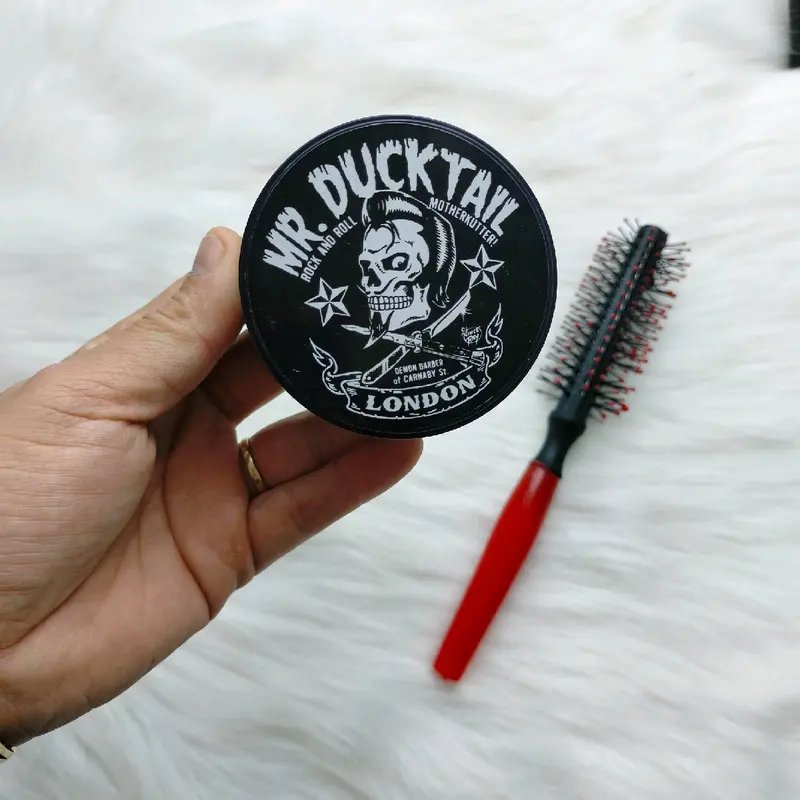 Combo gôm xịt và sáp vuốt tóc  mrduck hương thơm giữ nếp tốt Pomade 4