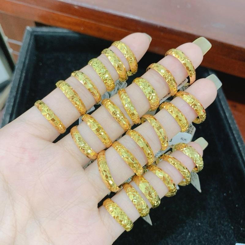 Nhẫn mo cắt máy 9d