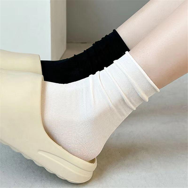 Product Introduction of Solid Color Ice Socks Women's Summer Thin Mid-tube Stacked Socks Summer Boneless Breathable Sweat absorbing Ice Silk Stockings White Socks 22