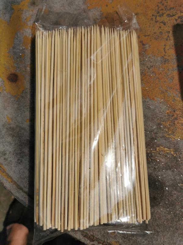 Que xiên tre độ dài 28cm, gói 500g