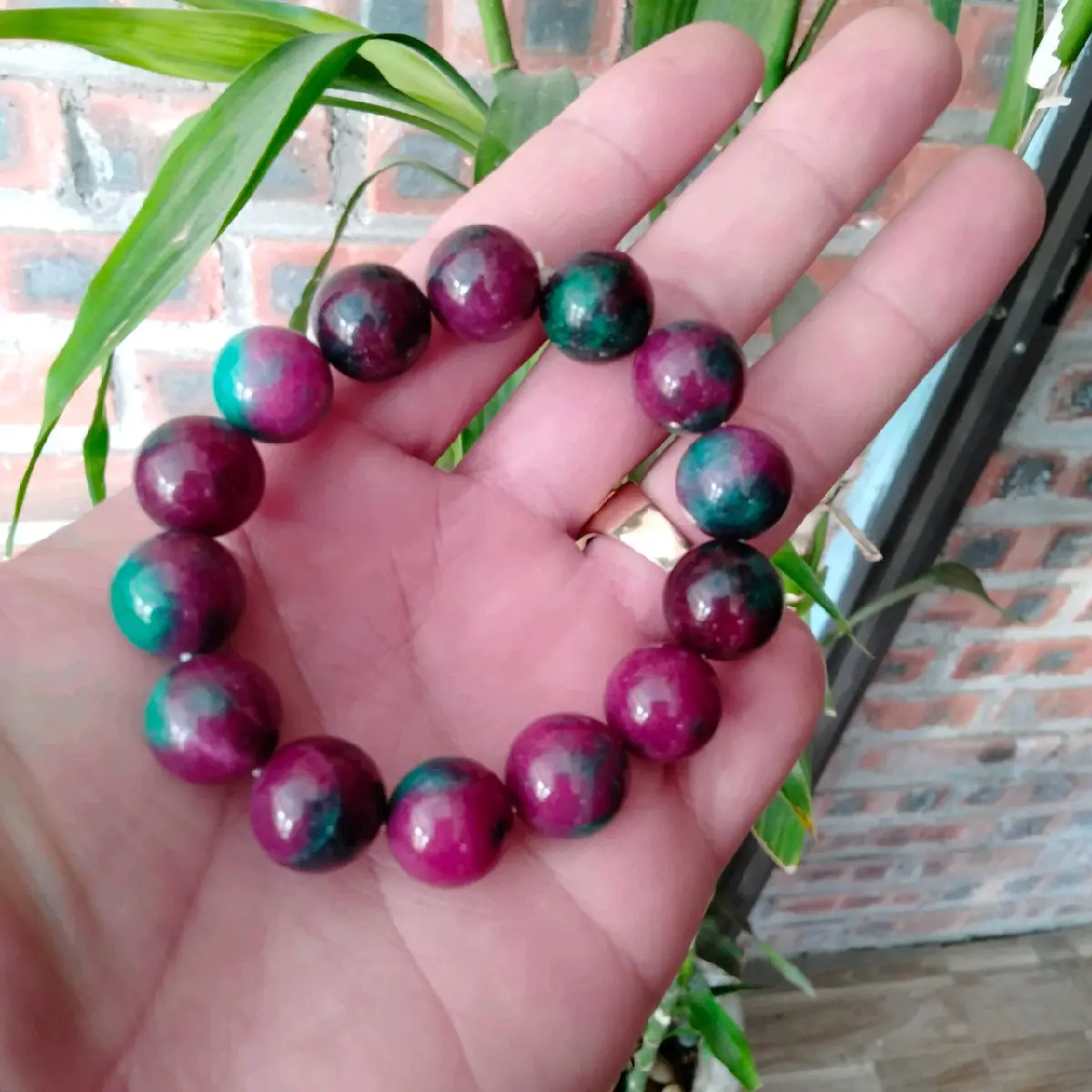 VÒNG ĐÁ RUBY . 14 ly THÍCH HỢP NAM ĐEO.