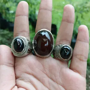 cincin laki-laki yaman combong Laki-laki
