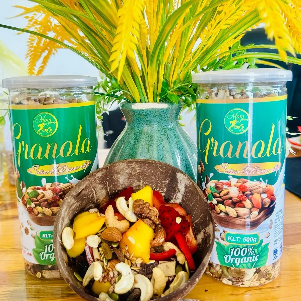 “Granola Dinh Dưỡng Cho Ngày Mới Năng Động _Bữa ăn Lành mạnh