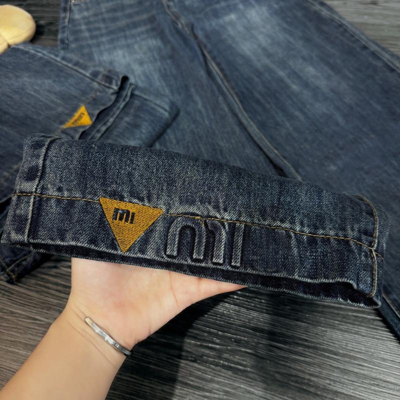 Product Introduction of (95cm) M24 Quần Jean Nữ  Suông Rông Nấm Trơn QC . Jean ko giãn . Đủ Size S/M/L - Women Pants Voi quan  boong 40