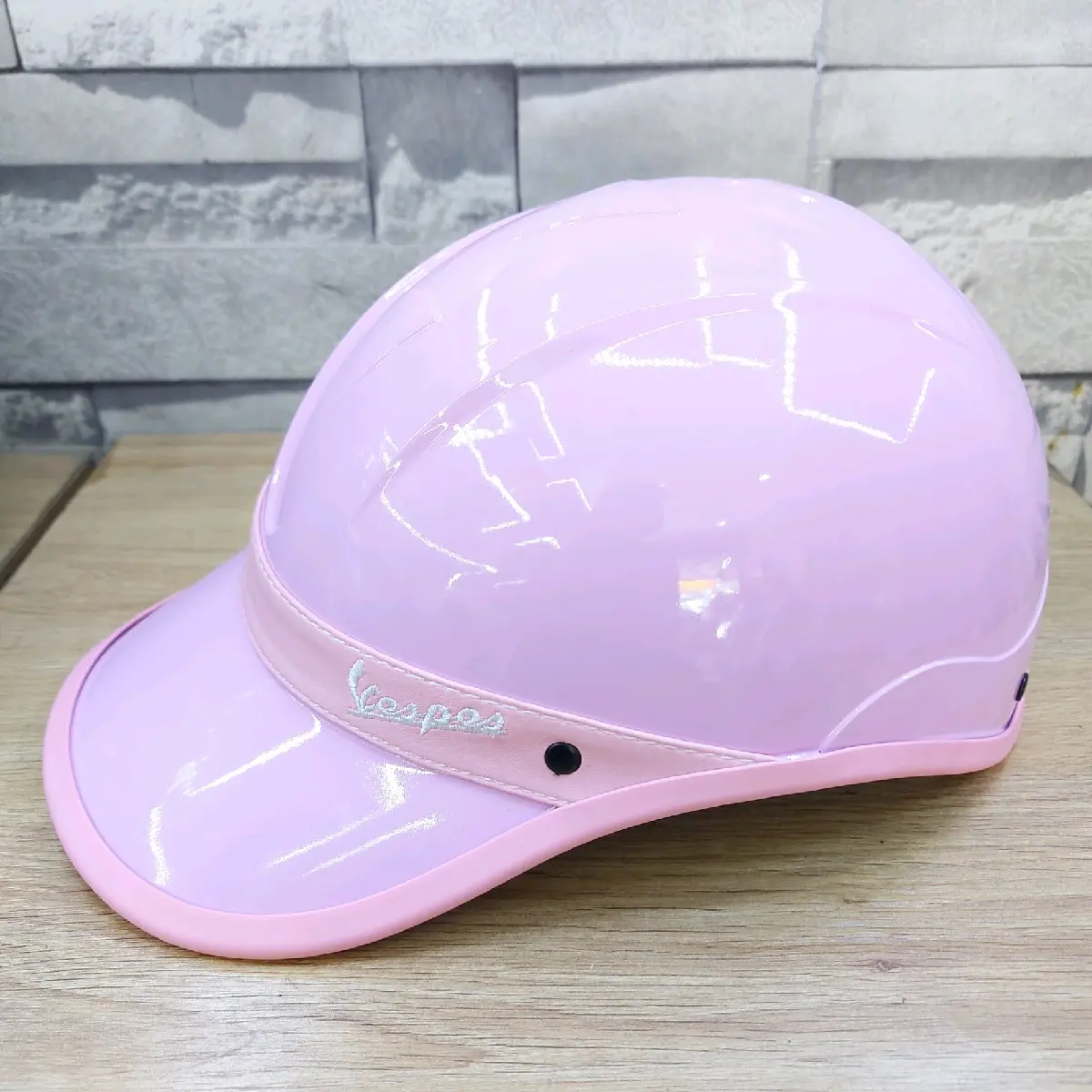 1 Nón bảo hiểm kết vespa khoét lỗ Nữ loại dày.