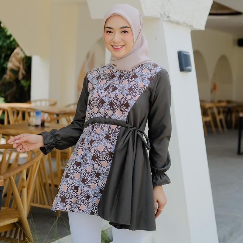 Hayfa Blouse Batik Wanita Cantik Batik Couple Batik Kerja 0