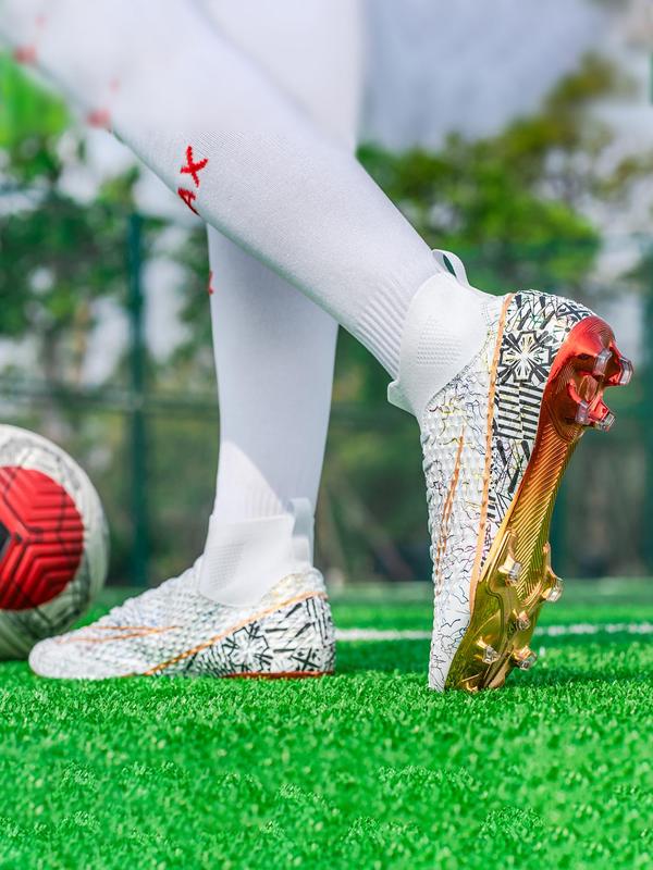Men's Lace Up High Top Football Shoes, Breathable Comfortable Soccer Shoes, Professional Football Cleats, Anti-slip AG Spikes Football Shoes for All Seasons 3