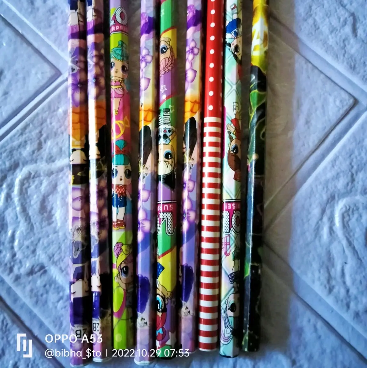 Pensil karakter 12 pcs