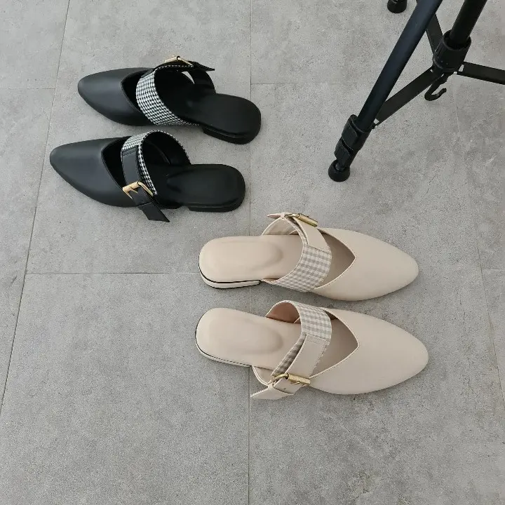 Bloomberg ELZA - Sepatu Wanita Big Size Shoes Jumbo 41-45 Hak Sol 1cm