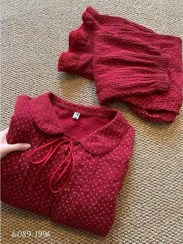 Product Introduction of Bộ pijama hoa nhí đỏ, sét bộ ngủ chất xô Muslin cổ sen tay bồng phối ren bèo đáng yêu mặc được cả hè và đông cho nữ 14