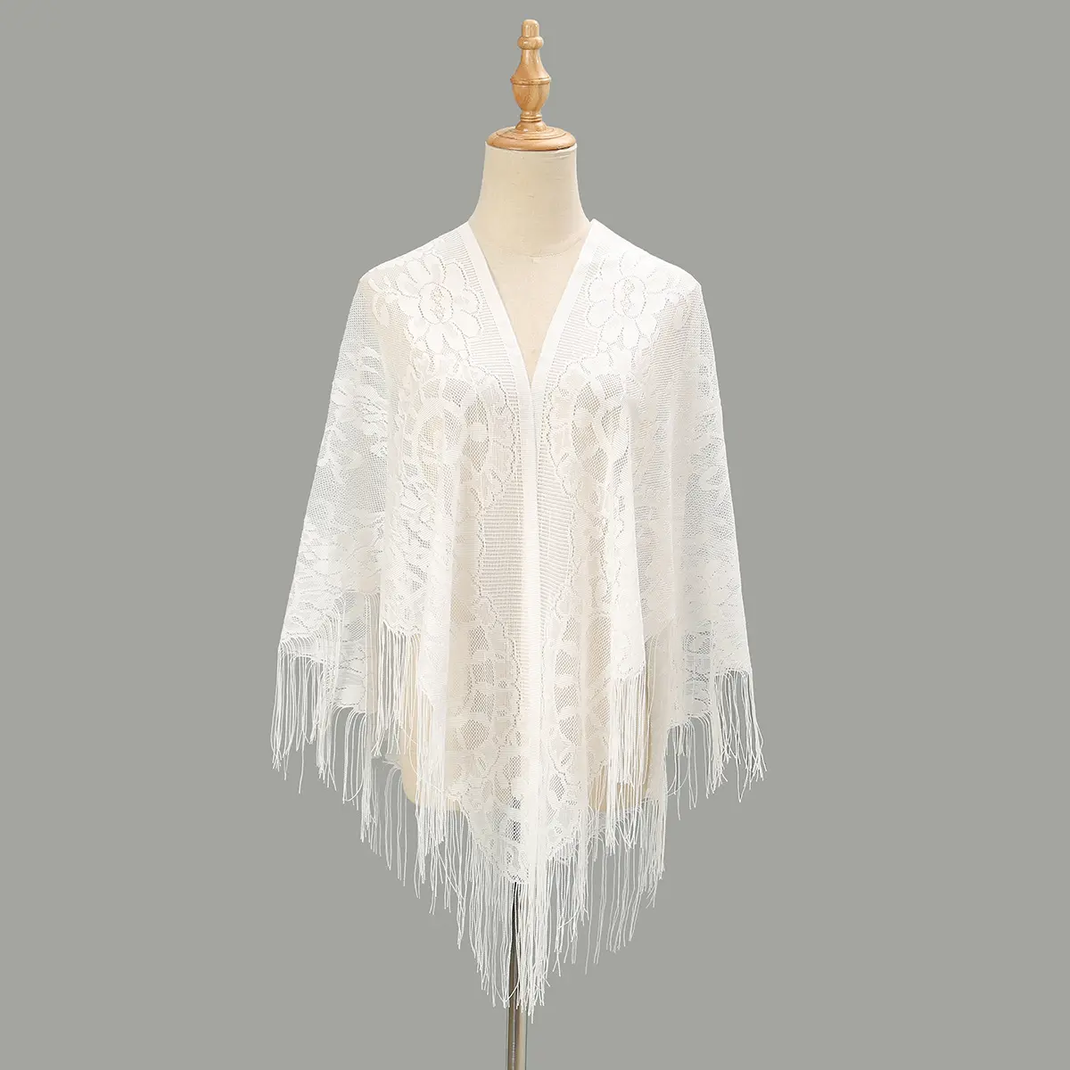 2025 New Versatile Fashion Slimming High-New Hollow Out Long Tassel Shawl for Women Light Luxury Fashion Polyester Cashew Print Large Triangle Scarf Outerwear