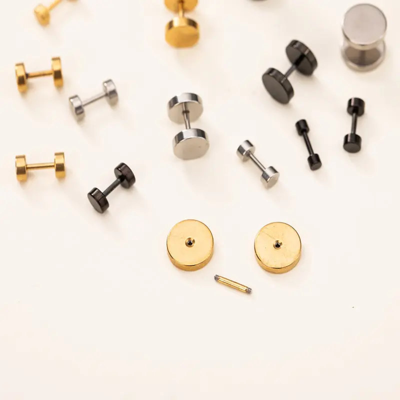 Unisex titanium steel earrings, suitable for men and women, hypoallergenic material, student earrings, screw back, fashion earrings anti-fall off