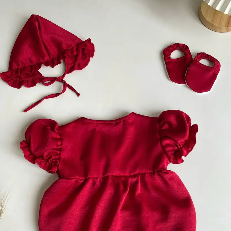 [BST Tết 2025] Set Body Quốc Dân Đỏ Mận Siêu Cưng Kèm Nón Và Tất Cho Bé 3-12kg - Shop Con Cưng - Kem baby  dưới 6
