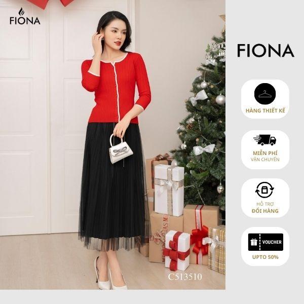 FIONA Áo len nữ chất Viscose dáng ôm cổ và nẹp phối màu đố dệt sọc dọc C513510 Women Top