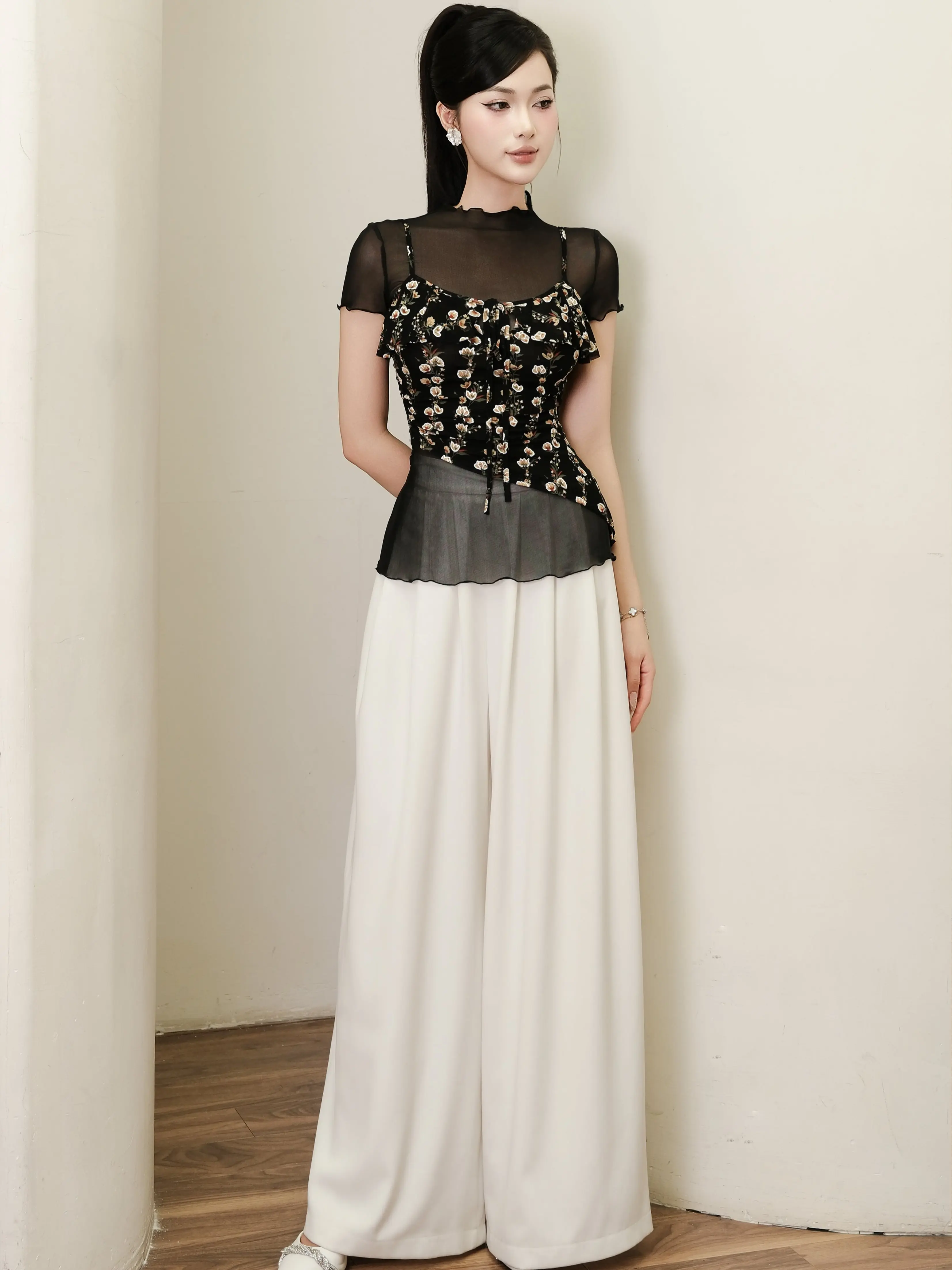 Cherie Top [N.A Room] - Áo lưới xuyên thấu co giãn in nổi 3D hoạ tiết hoa nhí xinh xắn