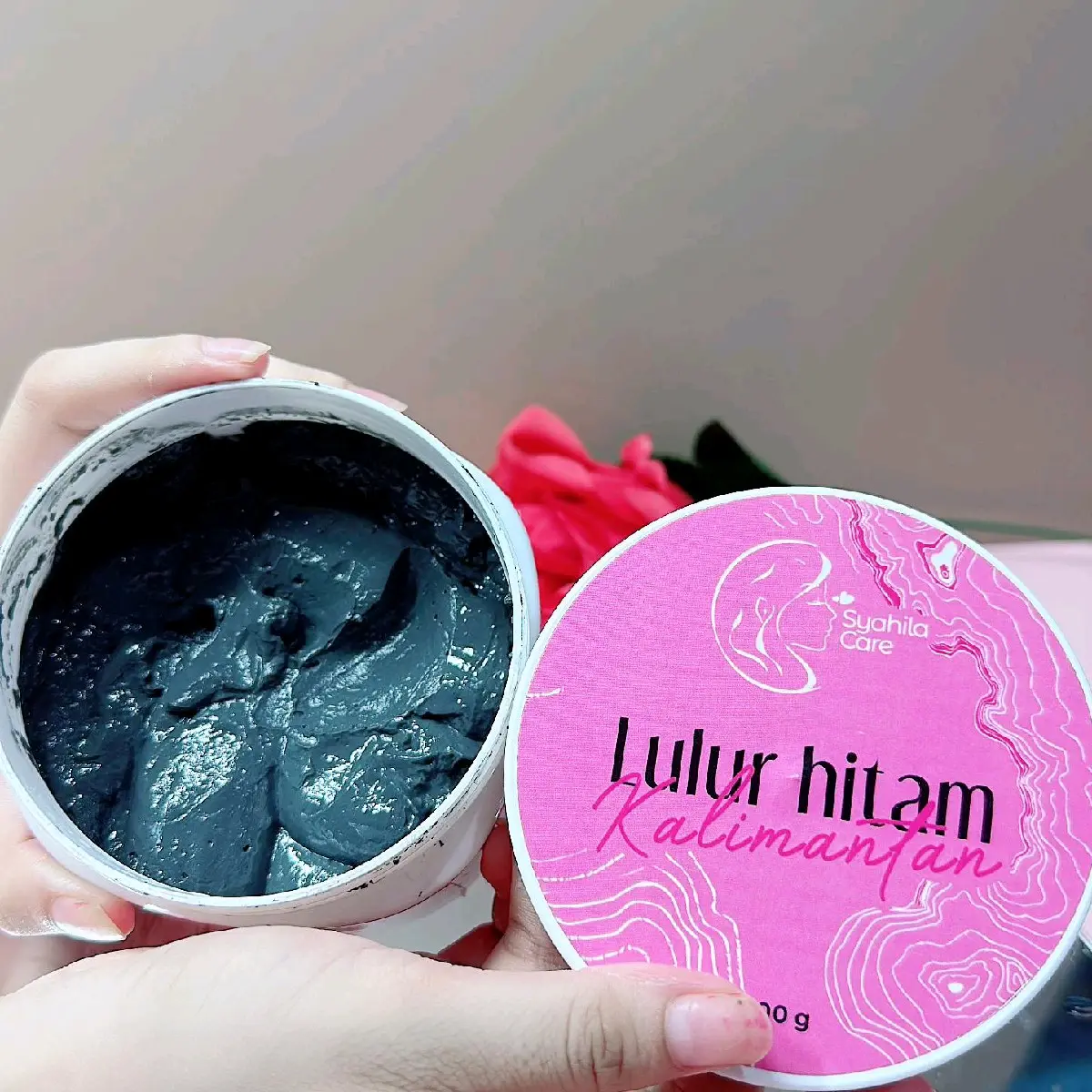 SYAHILA CARE LULUR HITAM KALIMANTAN 200gr Scrub Perawatan Tubuh