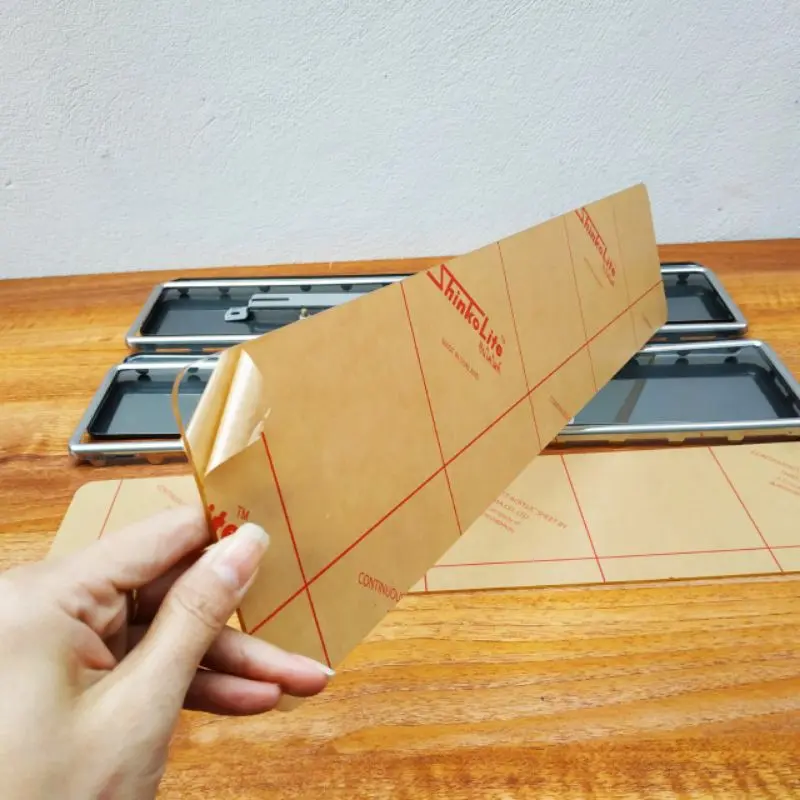 Khung lắp biển số xe ô tô xe mới đăng kí,khung có mica+phụ kiện đầy đủ dễ dàng lắp tại nhà(chát vơi shop trước khi đặt) 2