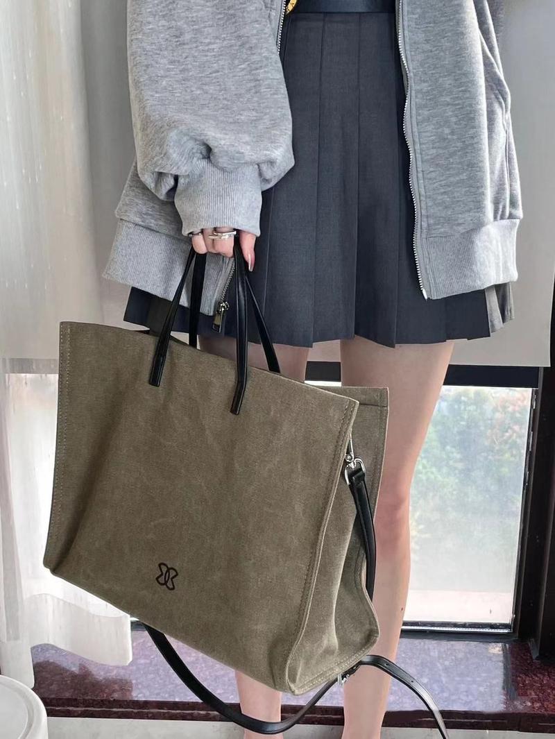 Product Introduction of Large Capacity Canvas PU Bag Ladies Shoulder Crossbody Multi Purpose Commuter Handbag Tote Bag For Women 6