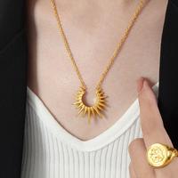 Gambar 【STOPEREL】Kalung Matahari Baja Titanium Wanita Liontin Hollow-out Kalung Rantai Klavikula High-end - Gold dari STOPEREL Kota Bekasi 4 Tokopedia