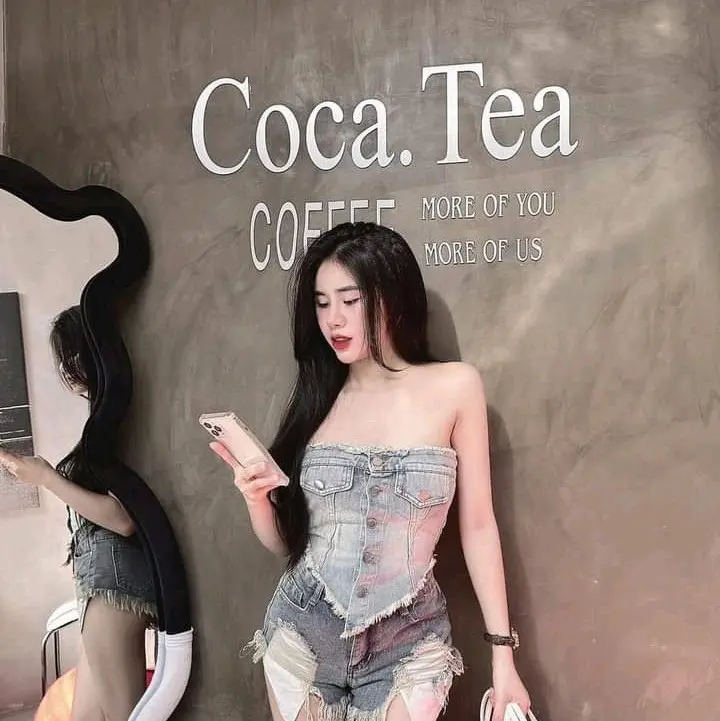 Áo ống jean vạt nhọn tua rua Nữ Nữ