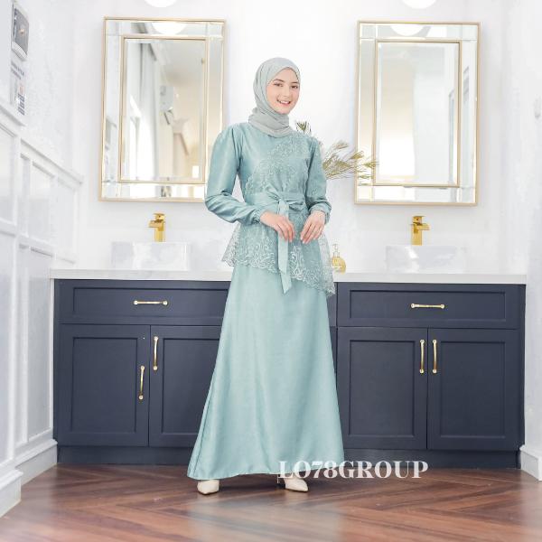 Clarissa - New Saukia Malaysian Dress Satin Brukat Fashion Lebaran Bridesmaid Kondangan 2023 Brokat Lembut Mewah Muslim Mutiara Panjang Velvet Gamis Gaun Pesta Wanita Motif BROKAT Maxi Tile Tanggung 0
