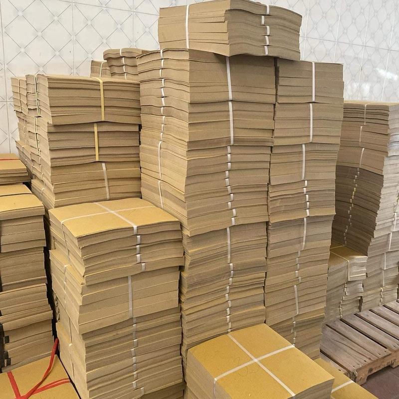 Giấy lót lồng chim Combo 5 kg giấy vuông chào mào,giấy mịn,vàng,bóng đầy đủ kích cỡ lồng