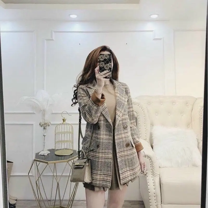 Xả kho _ áo dạ kẻ nâu vắn tay 2 lớp. Có túi nắp