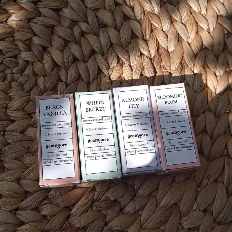 paket hemat 6 pcs parfum roll on geamoore acone Wanita Terwangi 2