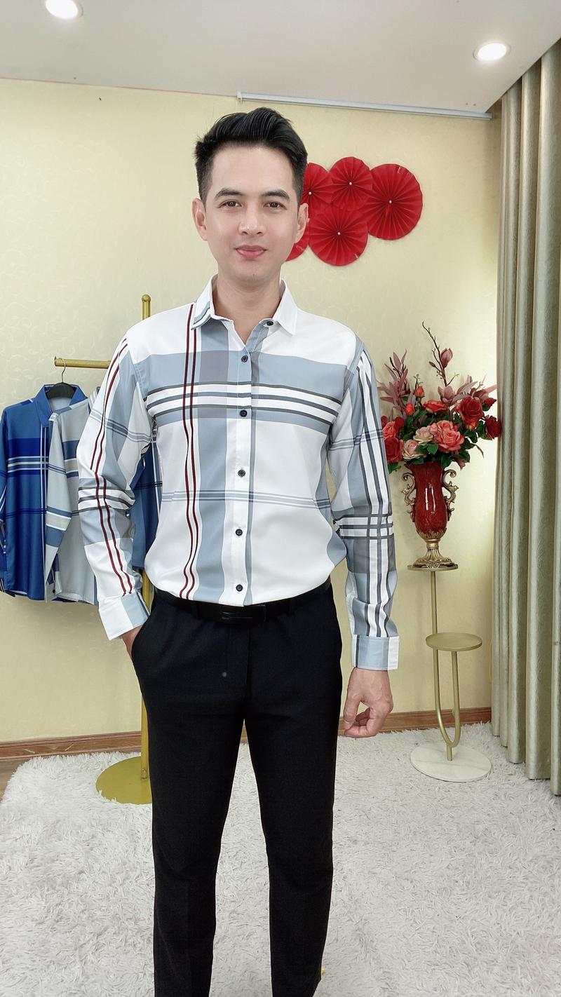 Product Introduction of Áo Sơ Mi Nam Lịch Lãm Trẻ Trung Sang Trọng Menswear Shirt hoatiet   CÔNG SƠ ,HỌA TIẾT SỌC CARO TAY DÀI  , SANG TRONG  DÁNG XUÔNG , CHẤT LIỆU VẢI LỤA , CHỐNG NHẮN , CHỐNG XÙ , CO DÃN NHẸ , MẶC LÊN CHE KHUYẾT ĐIỂM RỐT , TÔN DÁNG , TÔN MÀU DA 22
