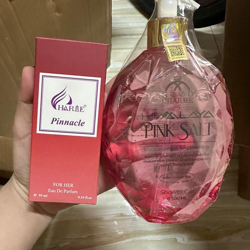 Sữa tắm muối hồng Hymalaya_ Pink Salt 500ml kèm chai nước hoa 10ml bất kỳ Dưỡng Ẩm Da