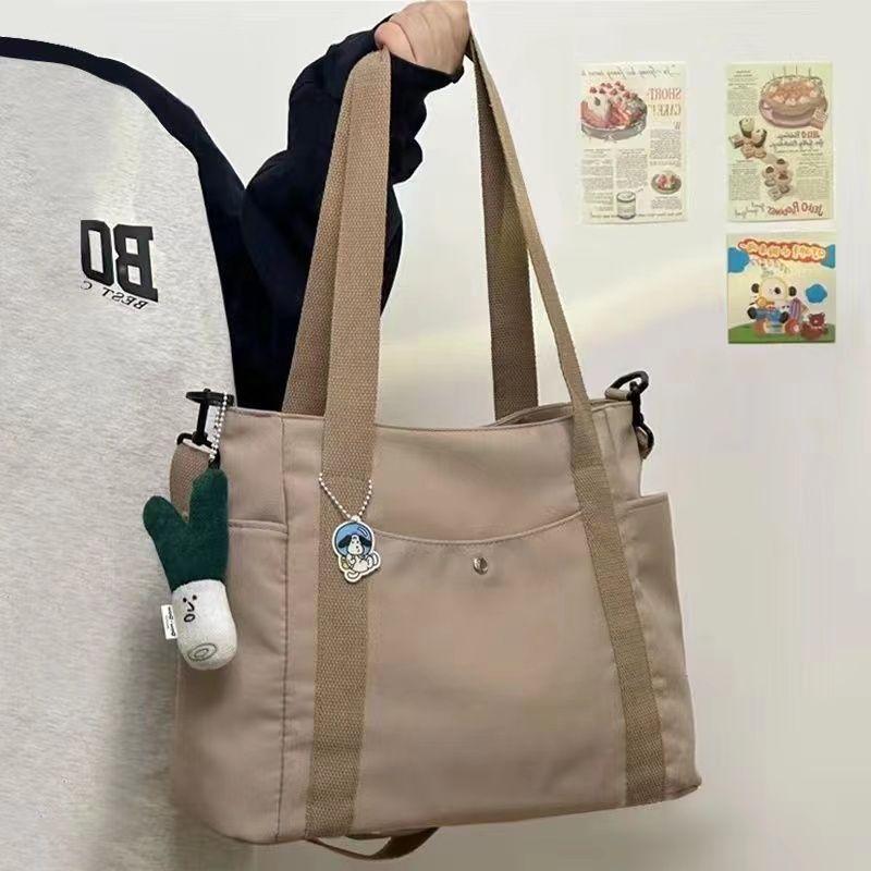 Product Introduction of Canvas Bag Women's New Large Capacity Fashion All-Match Shoulder Bag Tote Bag for Work Commuter Bag Korean Style Crossbody Bag 0