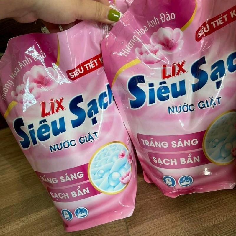 Nước giặt Lix hương Hoa Anh Đào (túi 2.4kg)  Làm Sạch Cho Bé 5