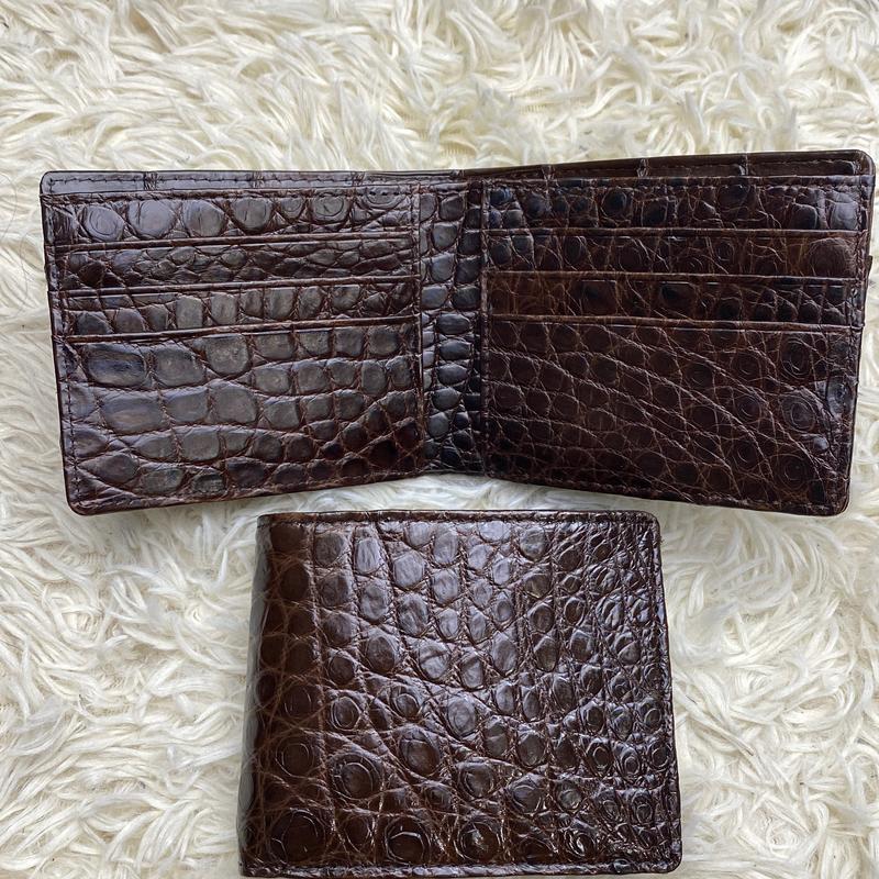  Ví Da Nam Cá Sấu Ngang 2 mặt Tặng kèm hộp  Bảo Hành 12 Tháng + 1 Móc Khóa Ngẫu Nhiên 