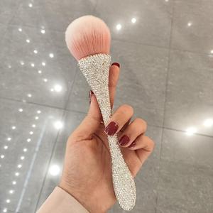 Pincel de maquillaje de decoración de diamantes de imitación, pincel cosmético de cerdas suaves para corrector de polvos sueltos de contorno de rubor, herramientas de maquillaje profesionales para mujeres