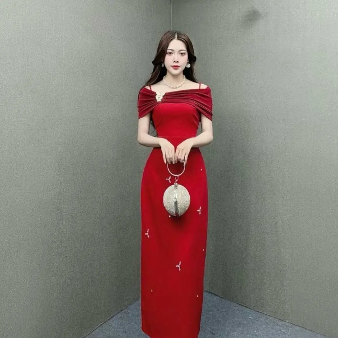 Váy đầm body thun vai đính đá S04