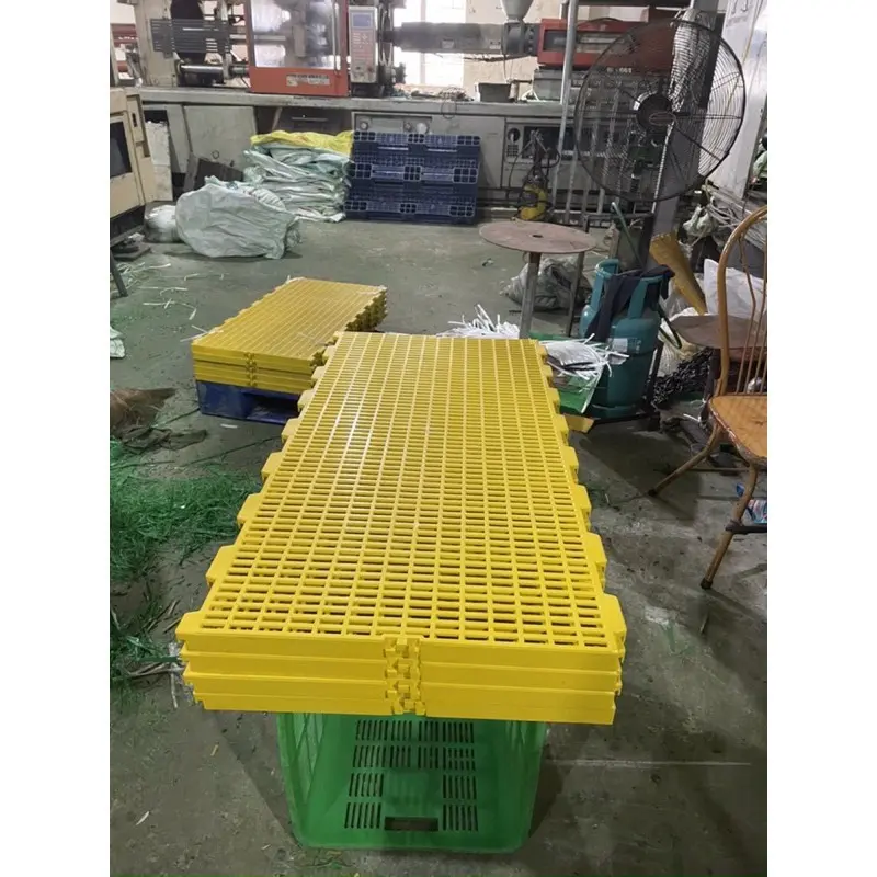 Sàn Nhựa Chăn Nuôi Chó, Mèo Thú Cưng, Chim Gà, Vịt Dễ Vệ Sinh, Sạch Sẽ Kích Thước 100x50x3cm - Nhựa Bền Đẹp, Lỗ Vuông 2cm, Khối Lượng 2500g 4