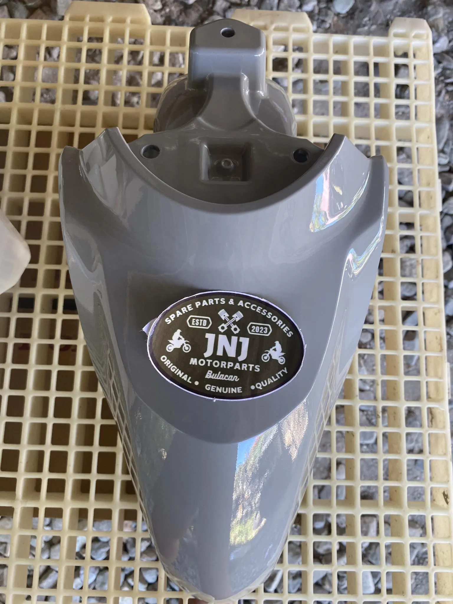 FRONT FENDER HONDA CLICK V3 / TAPALODO - AVAILABLE IN GLOSSY BLACK, BLUE, GRAY, RED , & WHITE