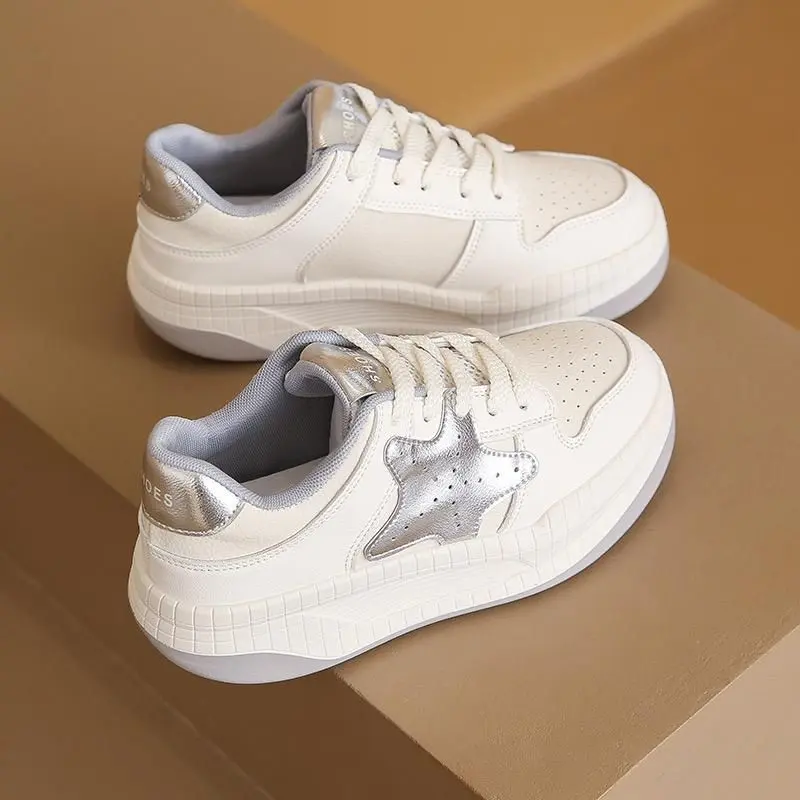 Sepatu Wanita Logo Bintang Sneakers 27767 - Casual Shoes 5